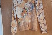 Faust  Flower Jumper.    S. M - 12.  New - No Tag.