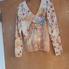 Faust  Flower Jumper.    S. M - 12.  New - No Tag.