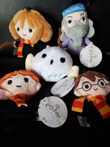set of harry potter keyrings