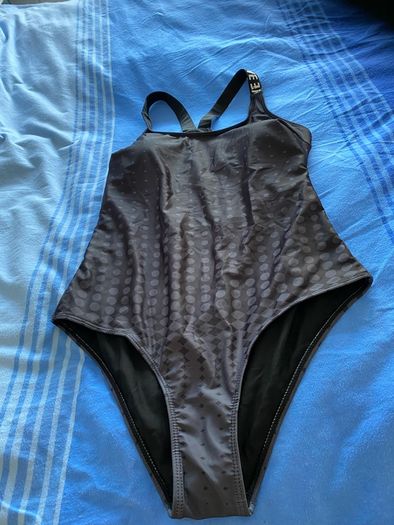 Swimsuits New Twenty Euro for the Two