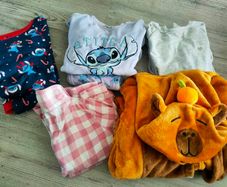 Girls pyjamas