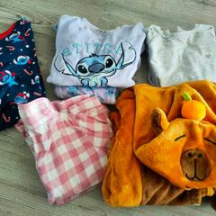 Girls pyjamas
