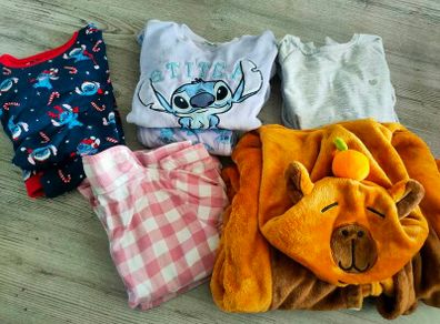 Girls pyjamas