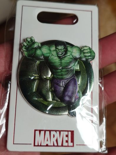 Disney Marvel Pin set
