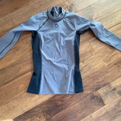 rash vest / thermal top, size S