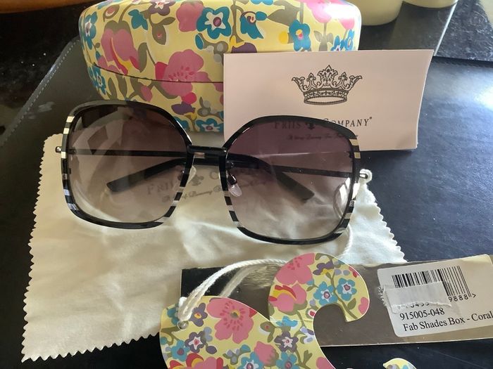 Friis & Company Sunglasses