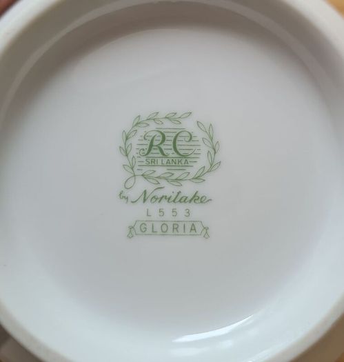 Noritake 'Gloria' Tea Set