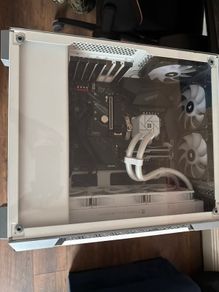 Gaming Pc Setup, MSI 240hz Monitor, Ryzen 7 x3d, 32 GB Ram