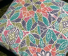 Set of 2 outdoor cushions