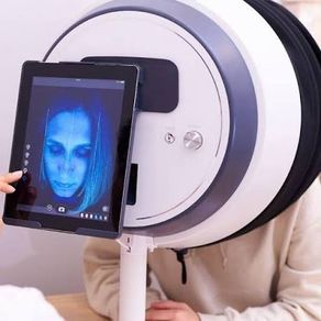 Skinscope LED diagnostic system skin scanner