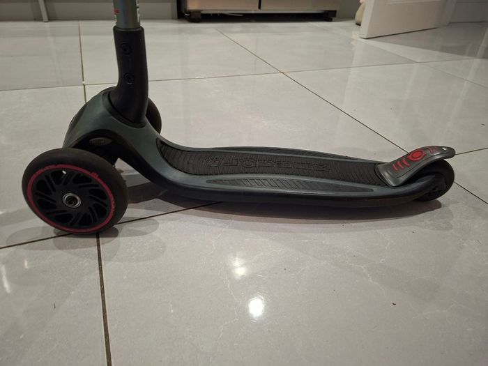 Kids scooter