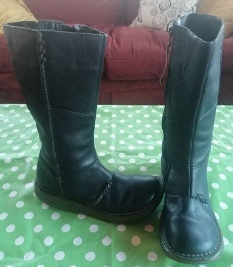Authentic Dr Martin boots, size UK4, calf length black wedge boot