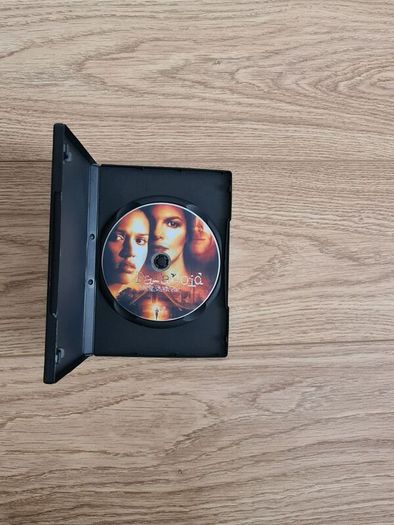 dvd paranoid Jessica alba