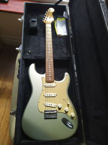 Robert Cray signature Strat
