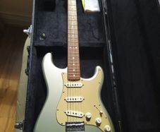 Robert Cray signature Strat