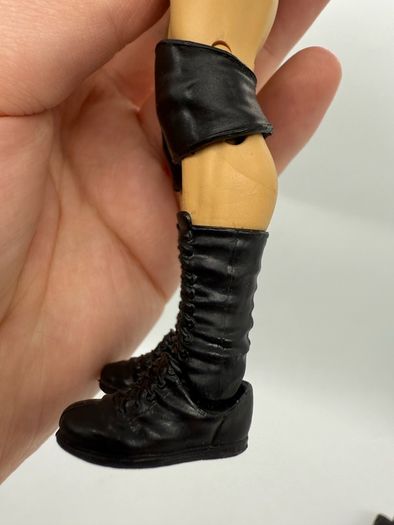 wwe elite series 32 Cody Rhodes action figure