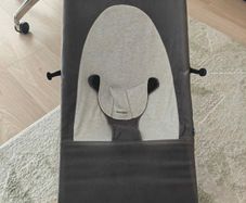 Baby bjorn bouncer