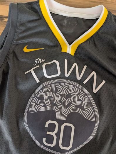 Nike NBA Stephen Curry jersey limited run