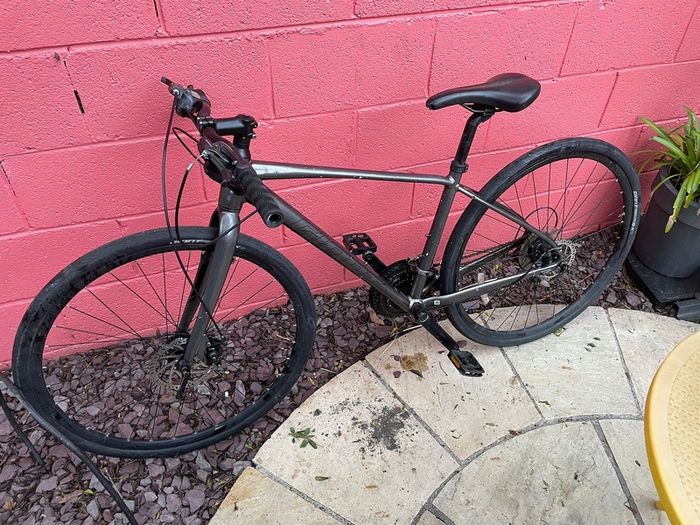 Giant Escape 3 Disc Black Bike 2021