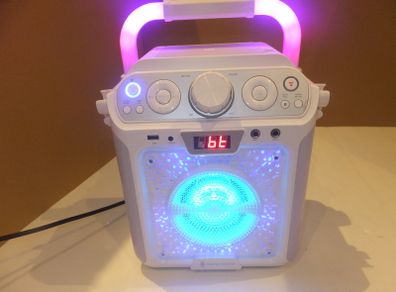 Bluetooth, USB, CD player