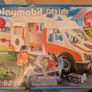 Playmobil city life ambulance and police car Image 8