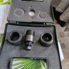 BMW engine lock