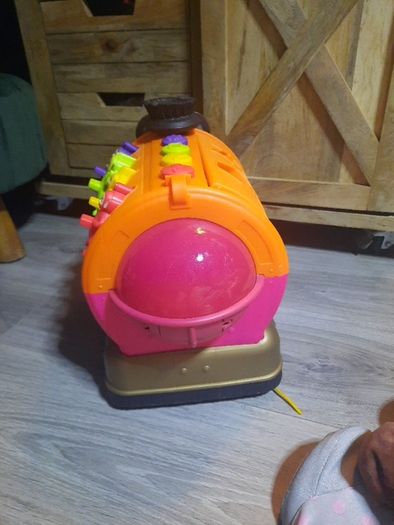 telletubbie pull and play noonoo