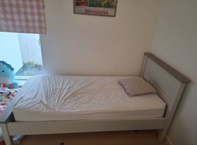 Single bed - 3ft