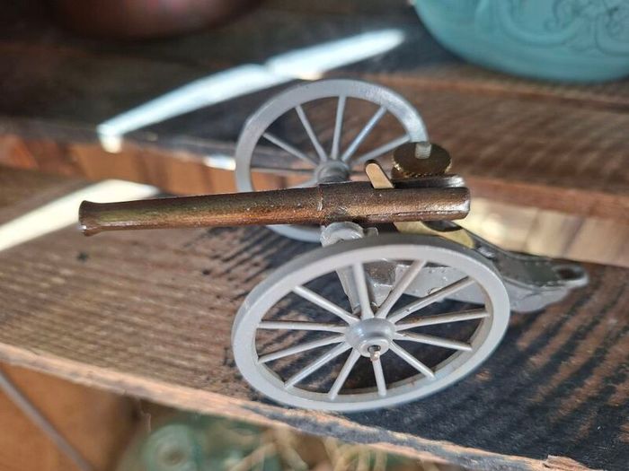 Vintage cannon