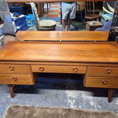 mid-century dressing table