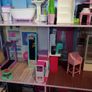 Barbie 4-story dollhouse Image 6