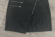womans skirt