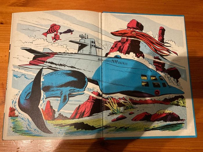 Vintage annual: 'Voyage To The Bottom Of The Sea' 1967