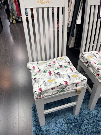 chairs 3