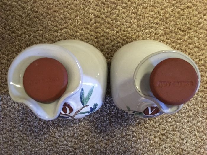 Judy Greene Oil & Vinegar Set AS NEW