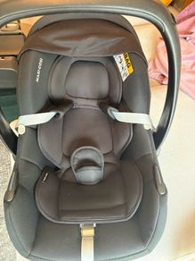 maxi cosi car seat, isofix base and rain cover
