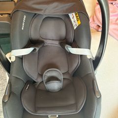 maxi cosi car seat, isofix base and rain cover
