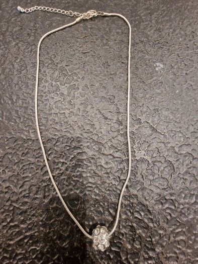 metel necklaces