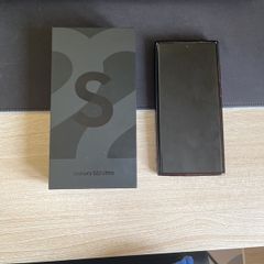 Samsung Galaxy S22 Ultra 256GB Black - Unlocked - Boxed
