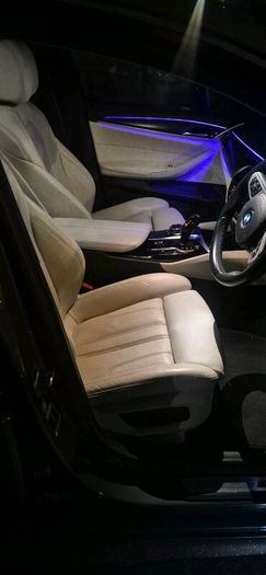 BMW 5-Series 2023