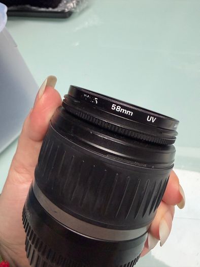 Canon Zoom Lens 18-55mm + UV Filter