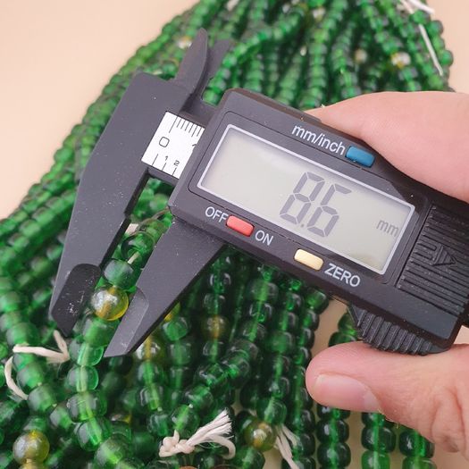 Vintage African style Green Glass Beads Necklace 24 inches