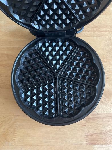Waffle maker