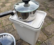 cooking pot