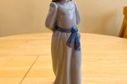 Large Nao By Lladro Figurine