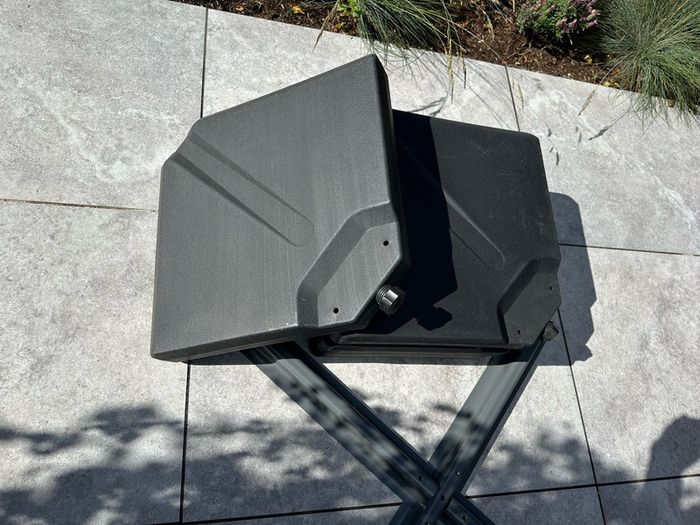 Parasol base plates x 4
