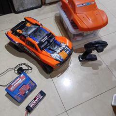 Upgraded traxxas slash 4x4 VXL + loads of spares