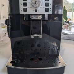 Delonghi Magnifica S - bean to cup