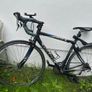 Giant Road Bike - medium frame Image 3
