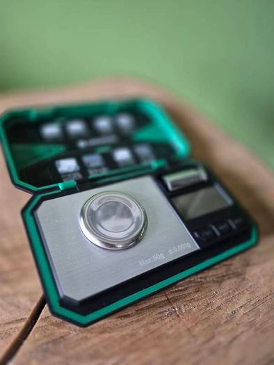 UNIWEIGH High-Precision Digital Milligram Scale